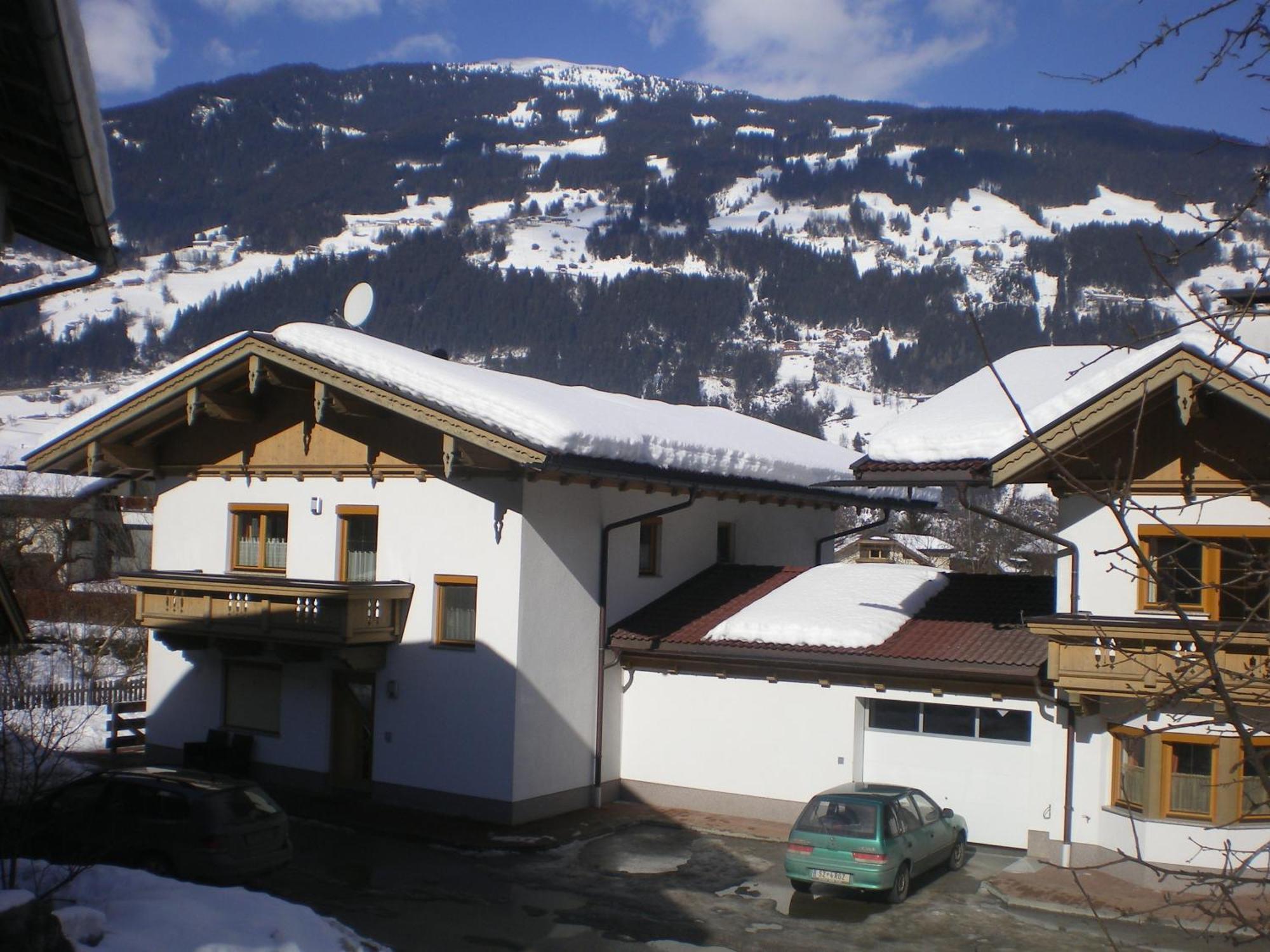 Haus Peter Schiestl Apartment Zell am Ziller Luaran gambar