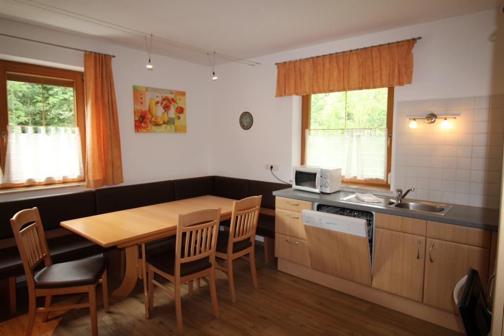 Haus Peter Schiestl Apartment Zell am Ziller Luaran gambar