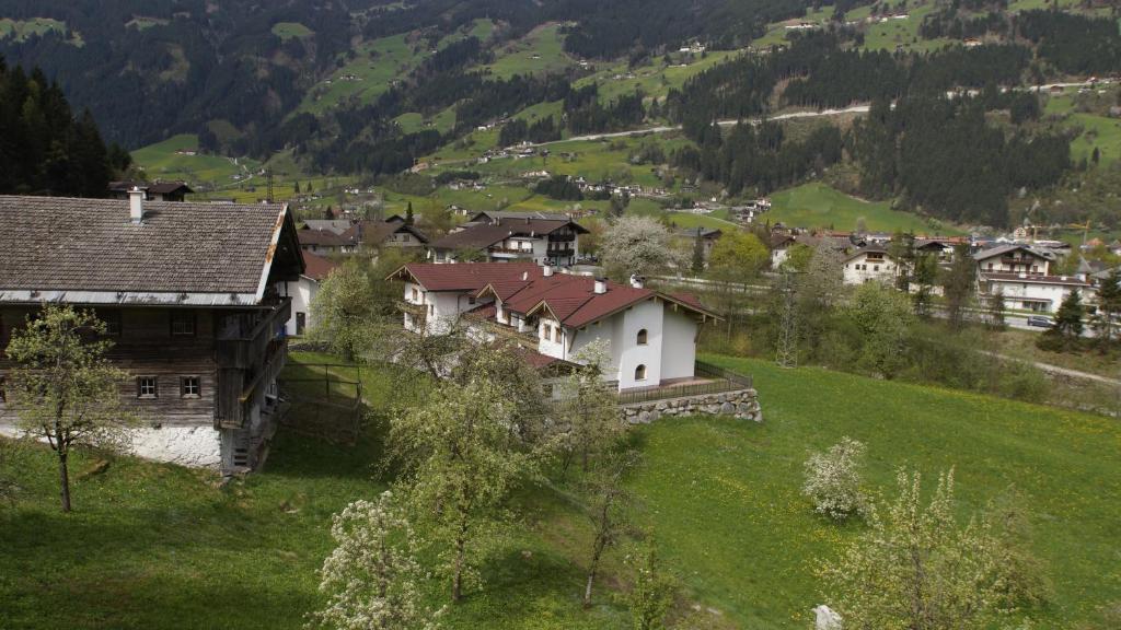 Haus Peter Schiestl Apartment Zell am Ziller Luaran gambar
