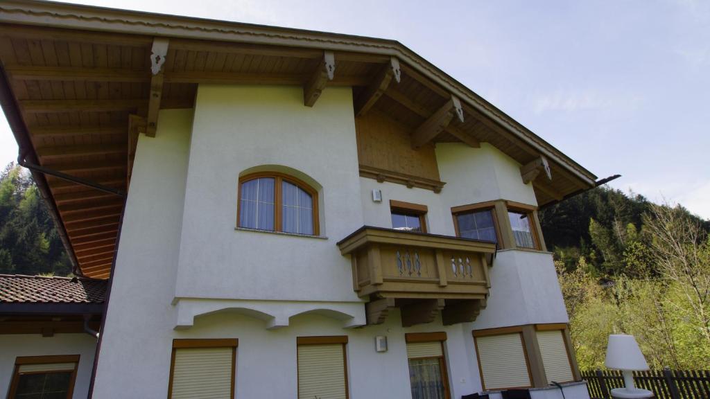 Haus Peter Schiestl Apartment Zell am Ziller Luaran gambar